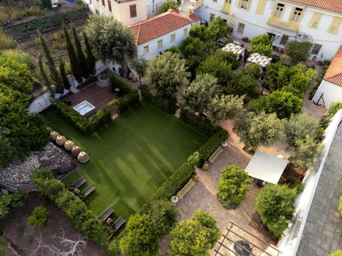 Rafalias Mansion Hydra  Extérieur photo